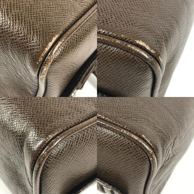 Louis Vuitton Second Bag Trousse Ivan Taiga Leather Grizzly Brown — view 7