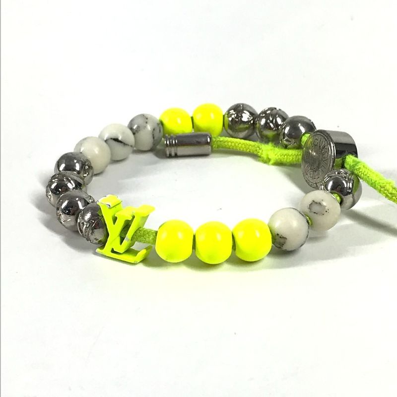Louis Vuitton Bracelet Monogram Beads Metal Yellow — view 4