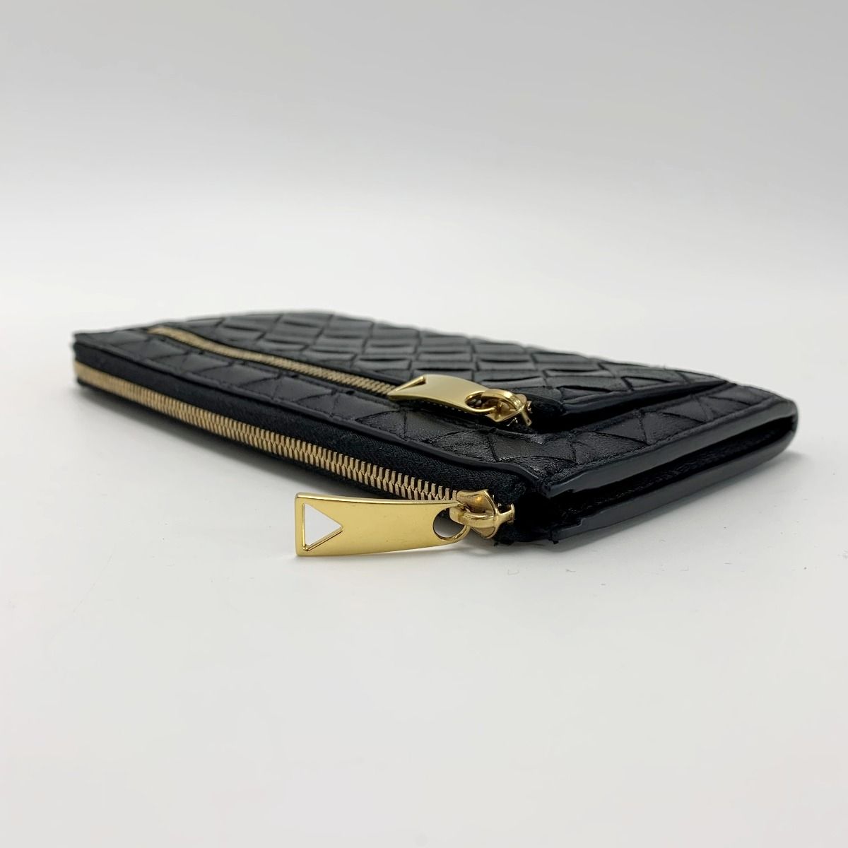 Bottega Veneta Intrecciato Long Wallet Black with Cloth Bag — view 4
