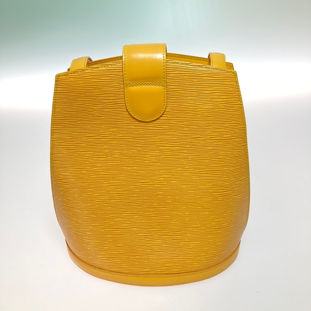 Louis Vuitton Epi Clunew Shoulder Bag Yellow — view 2