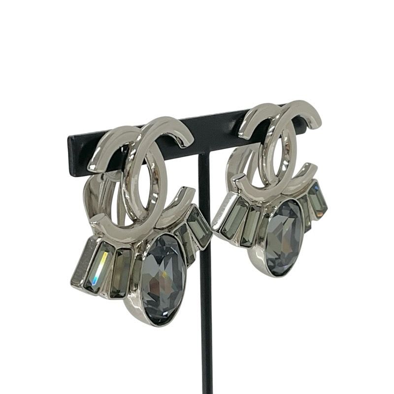Chanel Earrings Silver Coco Mark Bijou — view 8
