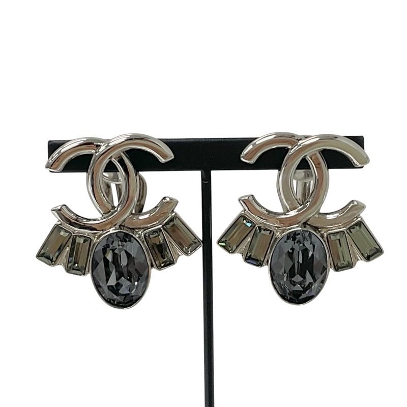 Chanel Earrings Silver Coco Mark Bijou — view 7