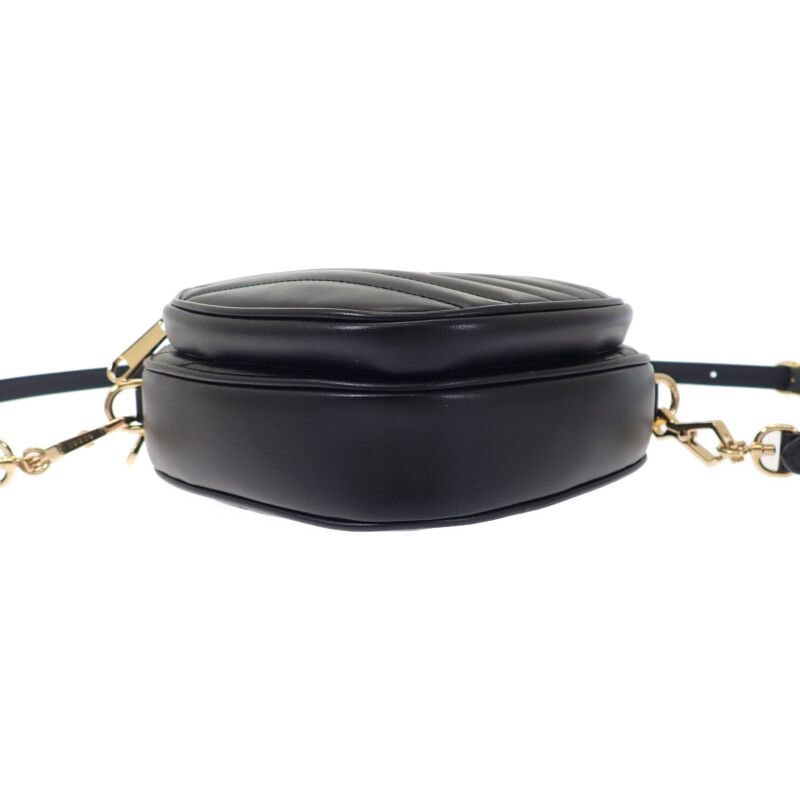 Gucci Interlocking G Heart Shoulder Bag Calf Black Gold Hardware — view 7