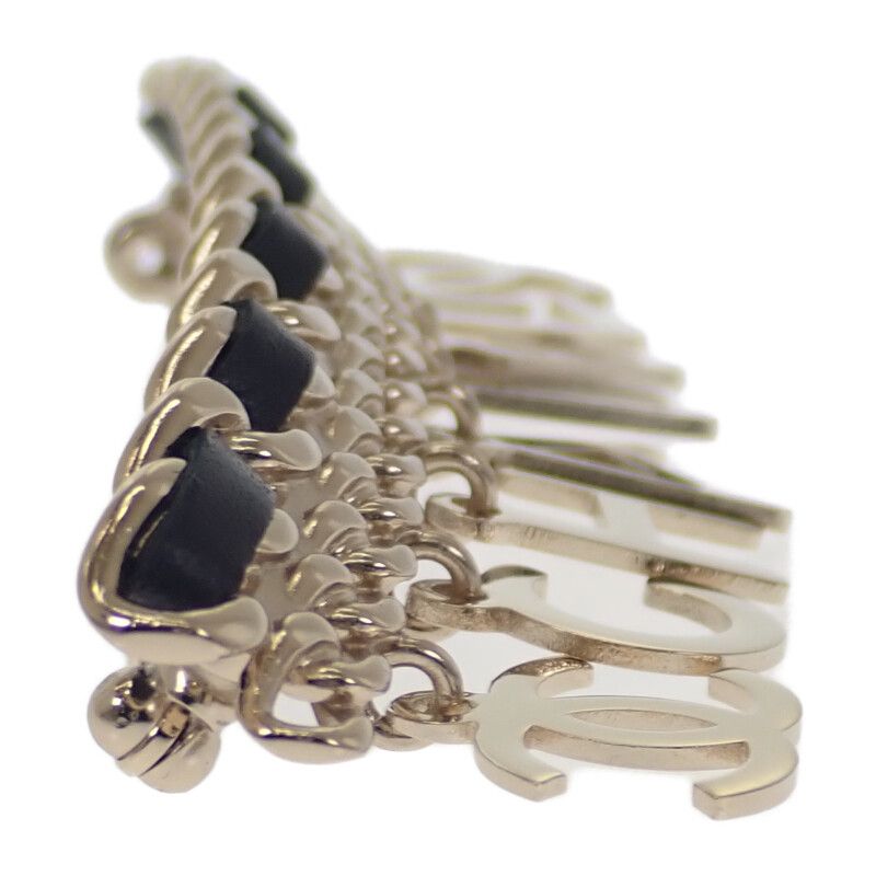 Chanel CC Logo Chain Brooch Metal Leather Gold Black Accessories Cute — view 4