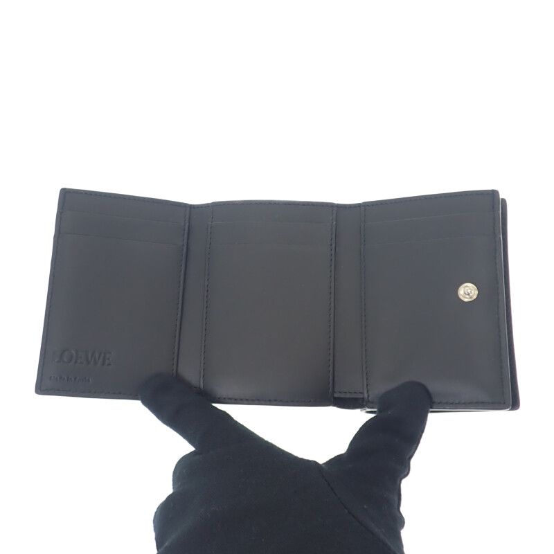Loewe Trifold Wallet C660 Tr2 X02 Soft Grain Calf Black Men — view 9