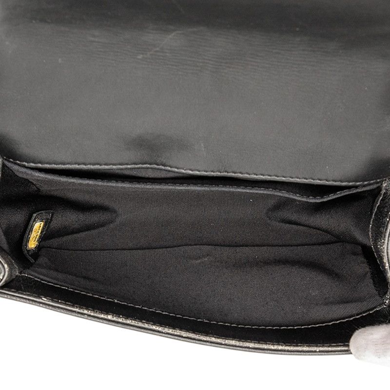 Chanel Studded Boy 20 Chain Bag Black — view 4