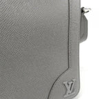 Louis Vuitton Taiga New Flap Messenger Shoulder Bag — view 6