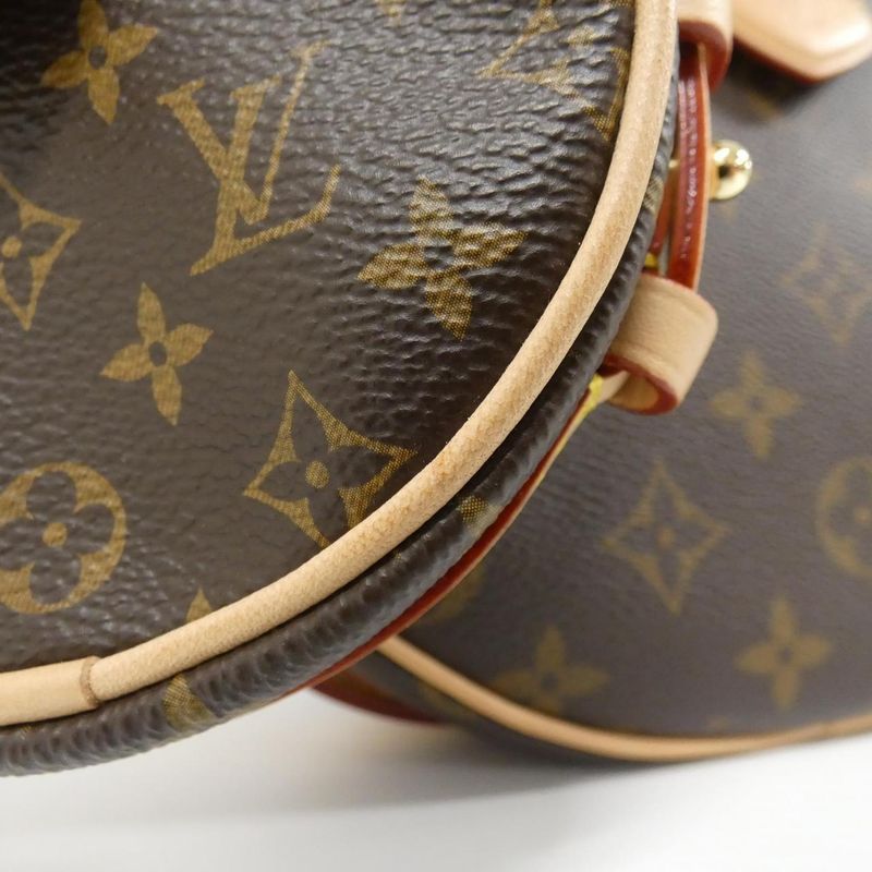 Louis Vuitton Monogram Croissant Shoulder Bag — view 5
