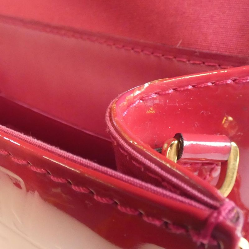 Louis Vuitton Vernis Clutch Anna Shoulder Bag — view 8