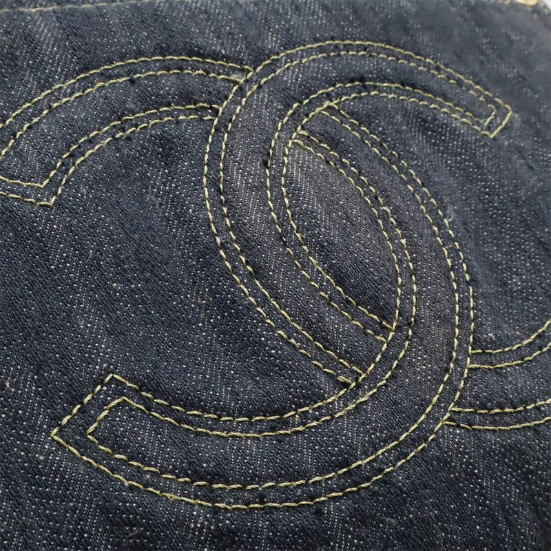 Chanel Sparkling Denim Shoulder Bag Messenger Indigo Blue — view 7