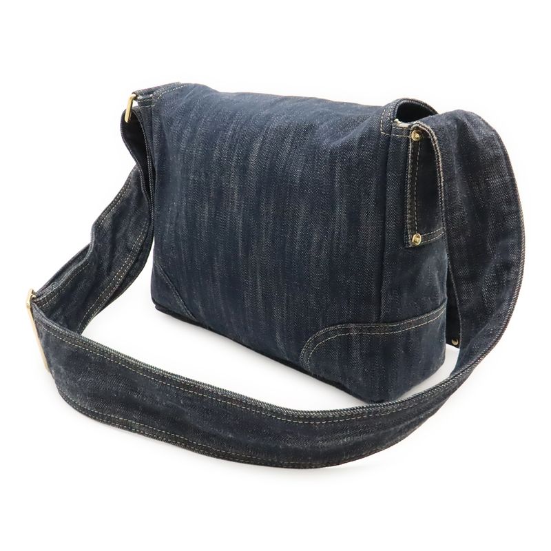 Chanel Sparkling Denim Shoulder Bag Messenger Indigo Blue — view 2