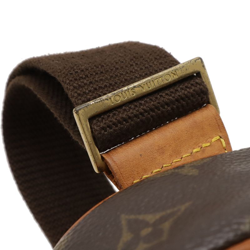 Louis Vuitton Monogram Pochette Gange Body Bag Shoulder — view 5