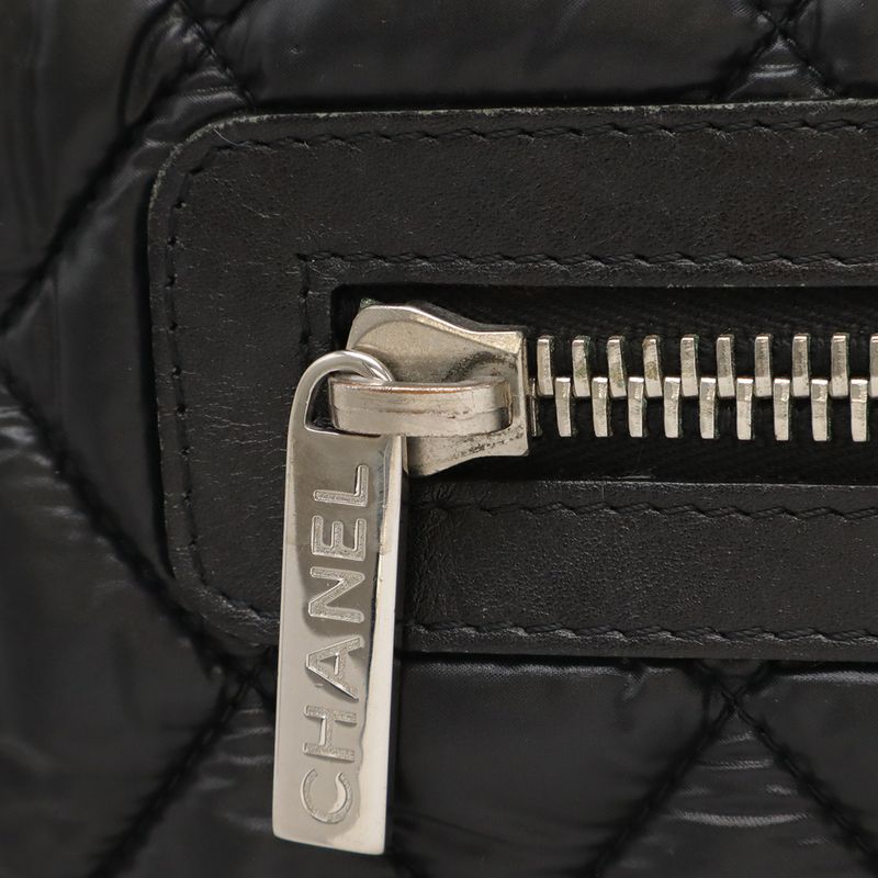 Chanel Coco Cocoon Shoulder Bag Messenger Crossbody Quilted Nylon — view 4