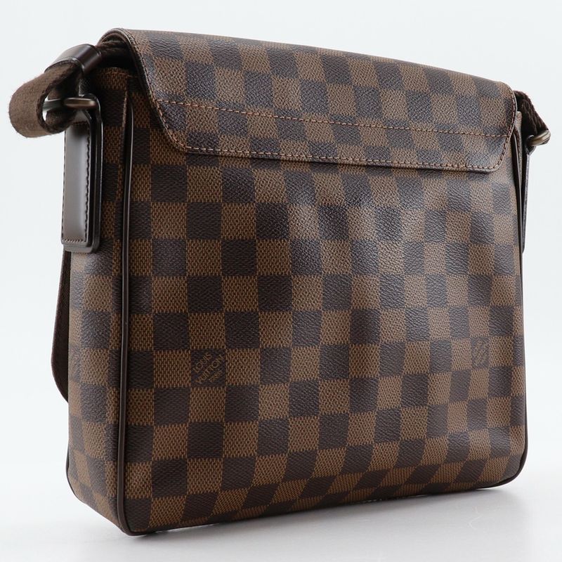 Louis Vuitton District PM Damier Canvas Brown Fl4123 Shoulder Bag — view 3