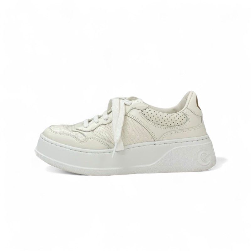 Gucci Sneakers Shoes Leather White GG Embossed Interlocking G Logo — view 3