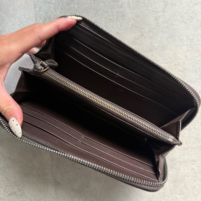 Bottega Veneta Round Zipper Long Wallet Intrecciato Calf Leather Dark Brown Men — view 9