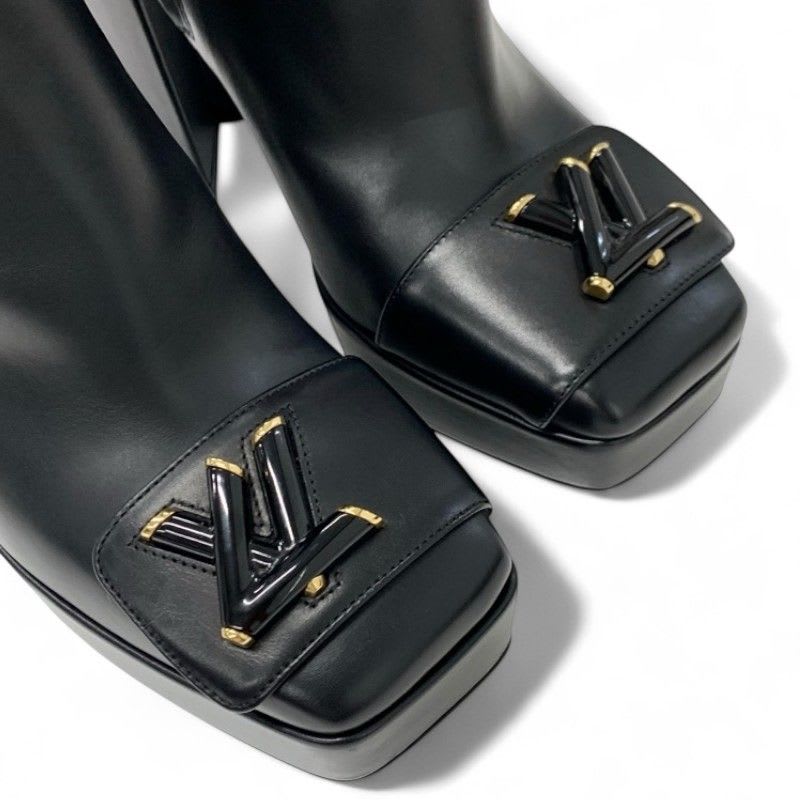 Louis Vuitton Shakeline Boots Short Shoes Leather Black Gold Logo Ankle — view 9