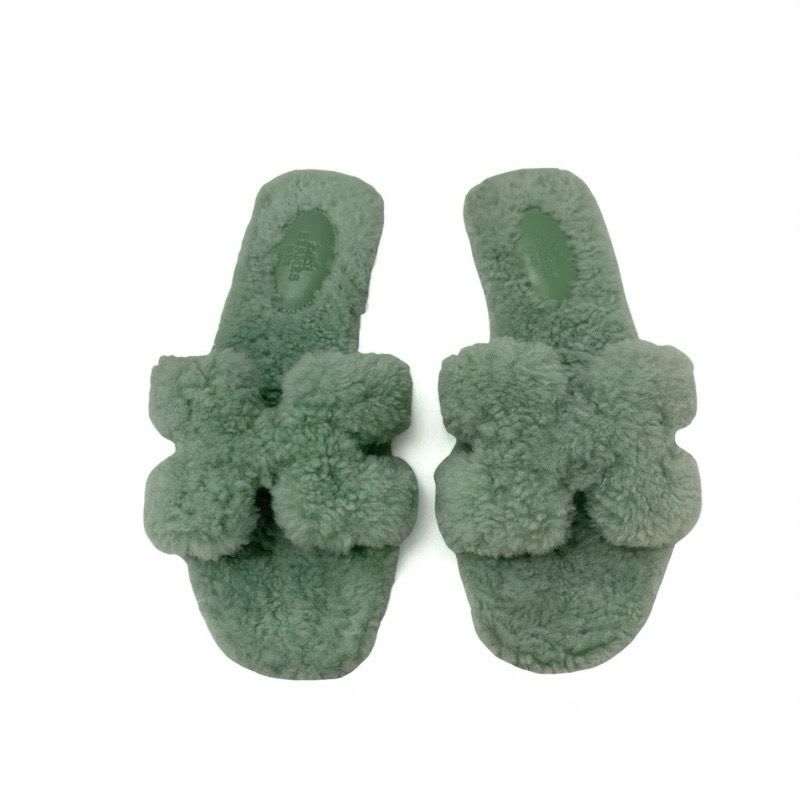 Hermes Oran Sandals Shoes Shearling Green Flat Mule — view 2