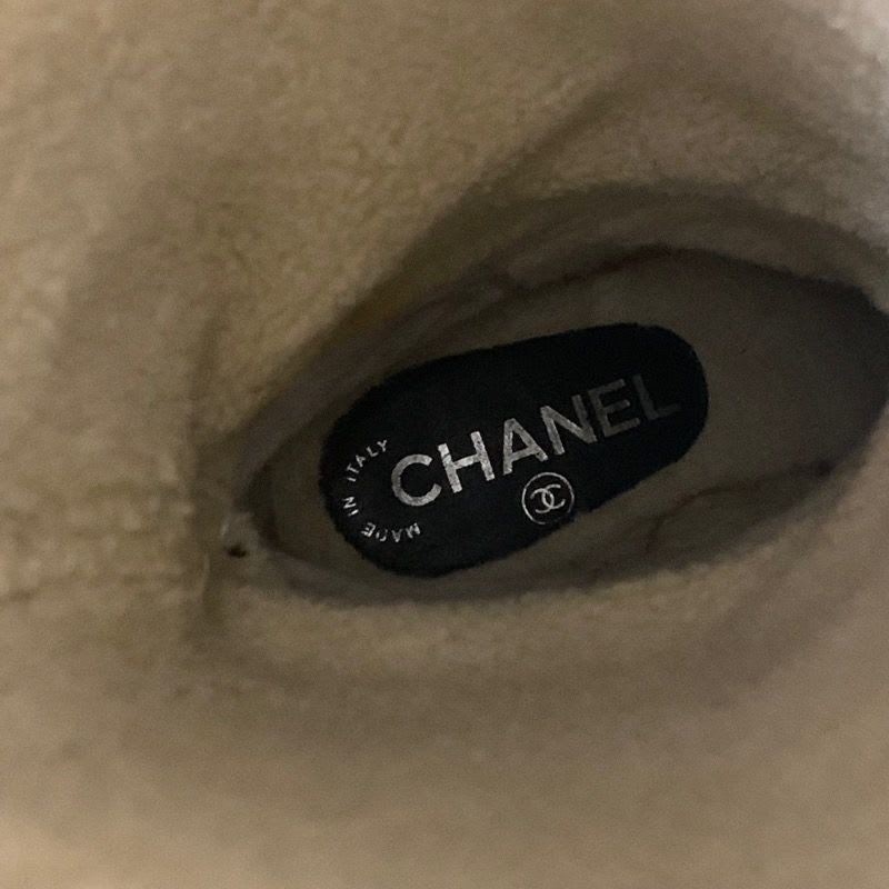 Chanel Boots Long Shoes Leather Shearling Gray Coco Mark — view 7