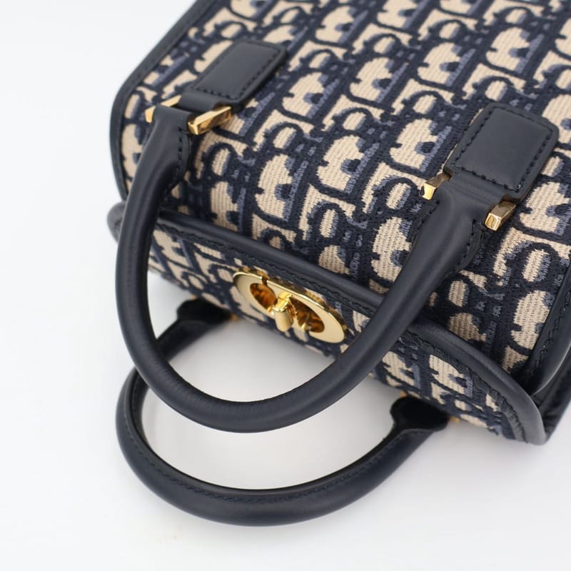Christian Dior Oblique Tote Bag — view 9