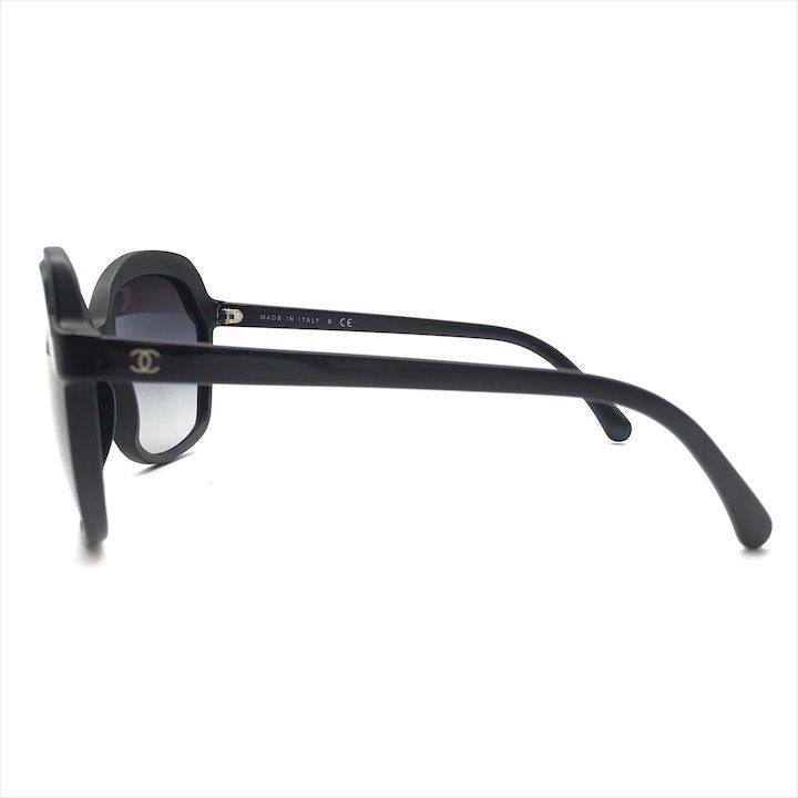 Chanel CC Logo Sunglasses Eyewear Black Case — view 2