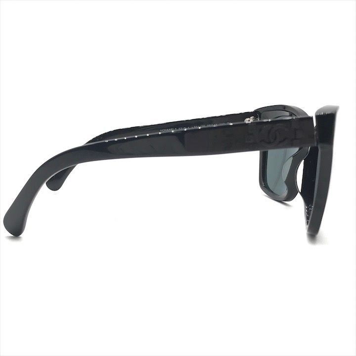 Chanel CC Logo Sunglasses Eyewear Black Case — view 4