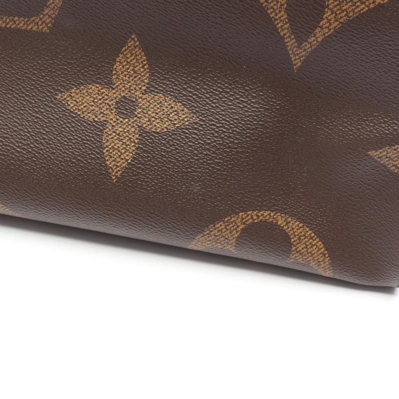 Louis Vuitton Tote Bag On The Go GM Monogram Giant Reverse Coated — view 7