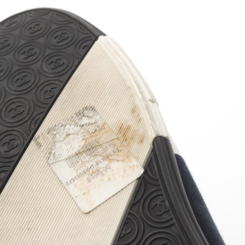 Chanel Sneakers Coco Mark Canvas — view 9