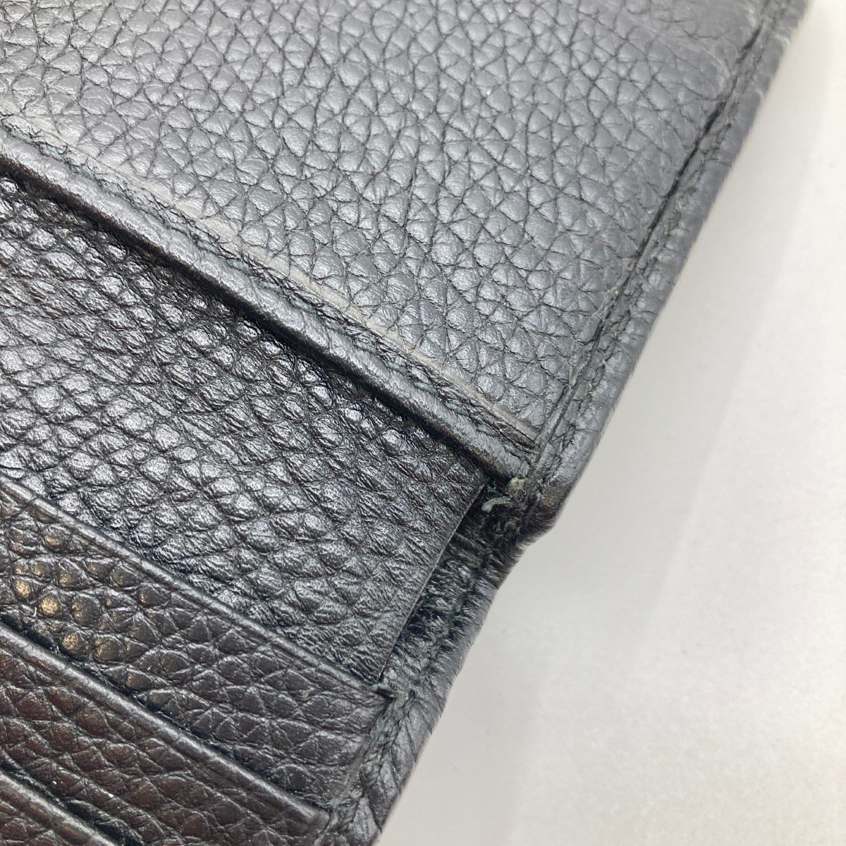 Gucci Soho Trifold Wallet GG Mark Black Shape Softening Yes — view 9