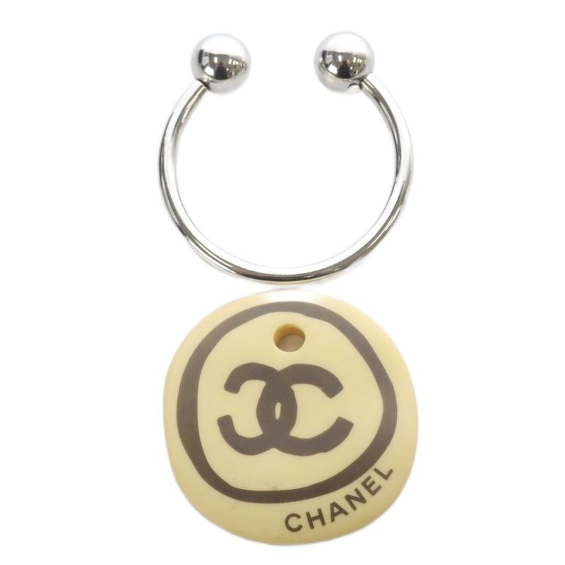 Chanel Vintage Craft Design Coco Mark Key Ring Holder Ivory YO27 OH — view 7