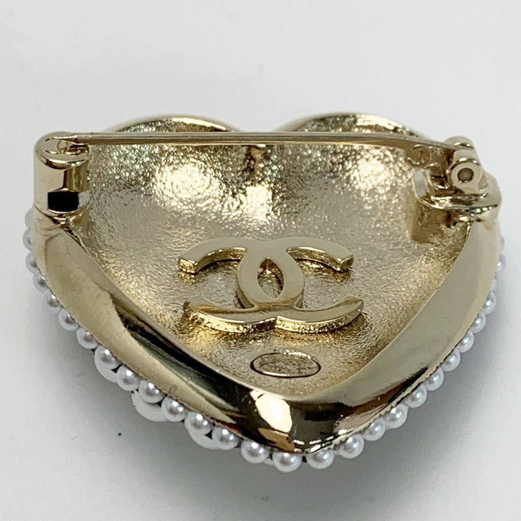 Chanel Heart L22 B GP Rhinestone Faux Pearl Black Brooch — view 5