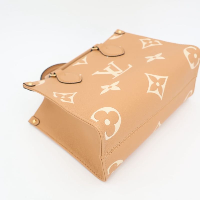 Louis Vuitton Monogram Empreinte On The Go PM 2-Way Arizona Leather — view 6