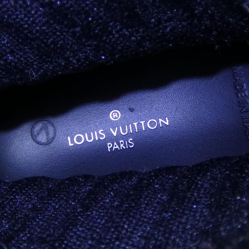 Louis Vuitton Knit Arkwright Line Sneakers — view 6