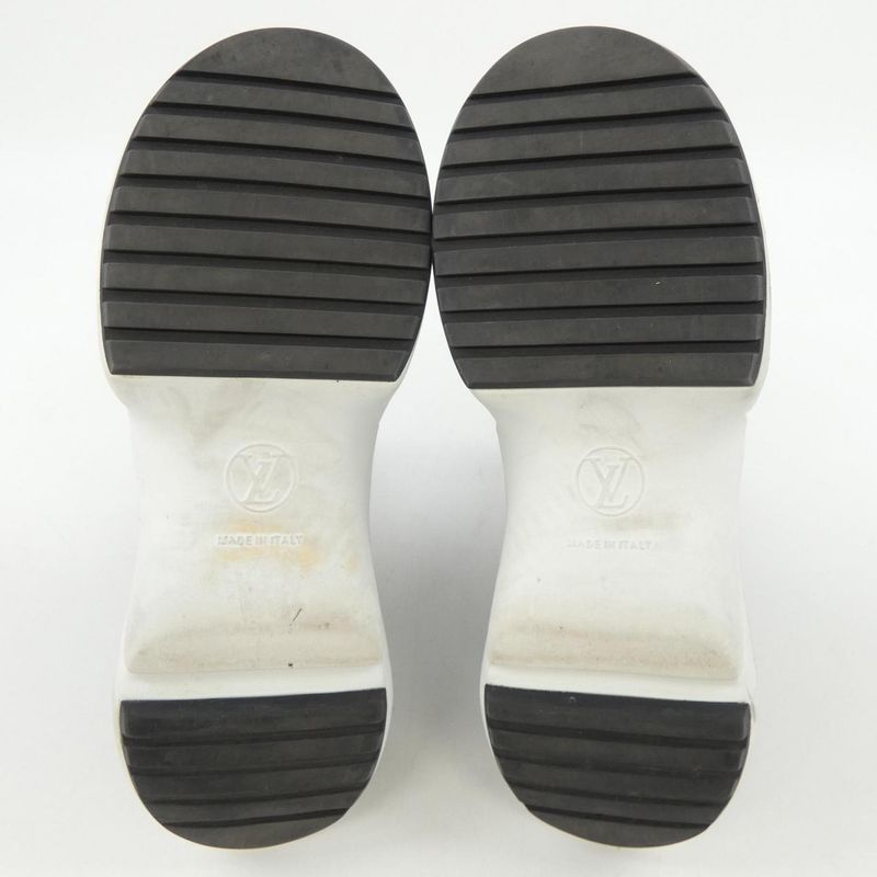 Louis Vuitton Knit Arkwright Line Sneakers — view 4
