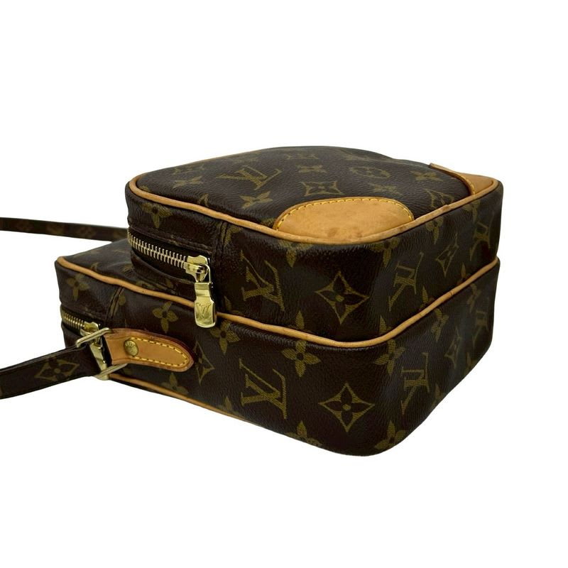 Louis Vuitton Vintage Amazon Monogram Leather Mini Shoulder Bag Pochette Brown — view 8