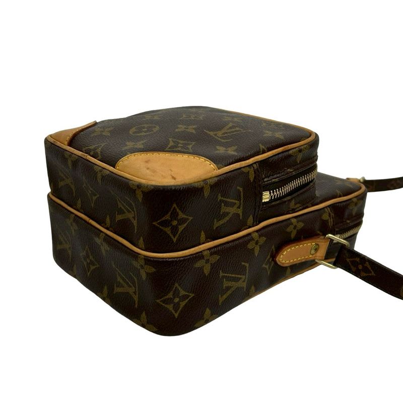 Louis Vuitton Vintage Amazon Monogram Leather Mini Shoulder Bag Pochette Brown — view 9