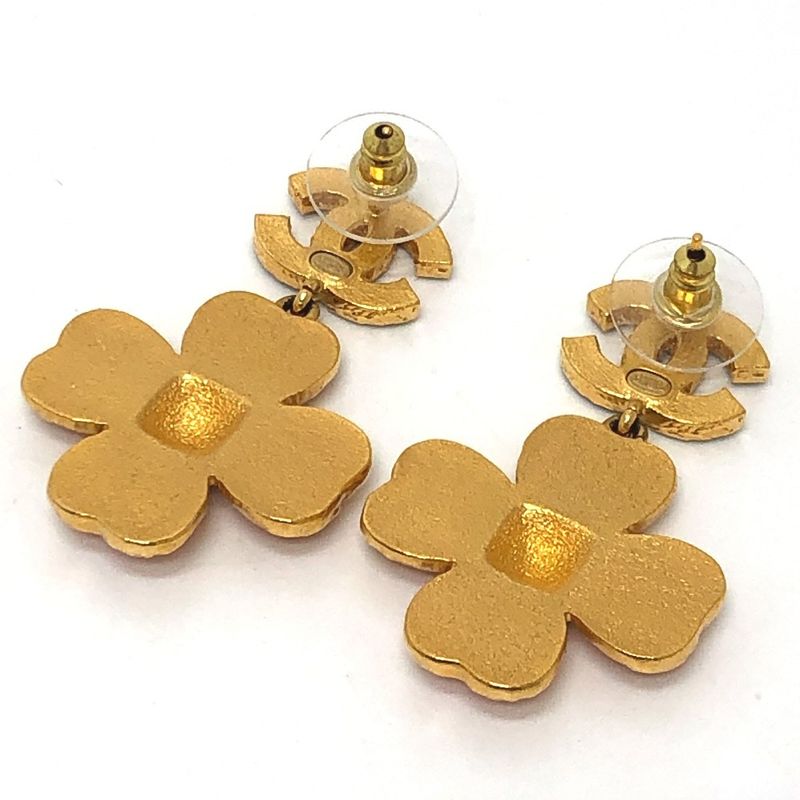 Chanel Coco Mark Flower Jewelry Accessories Earrings Metal Pink — view 3