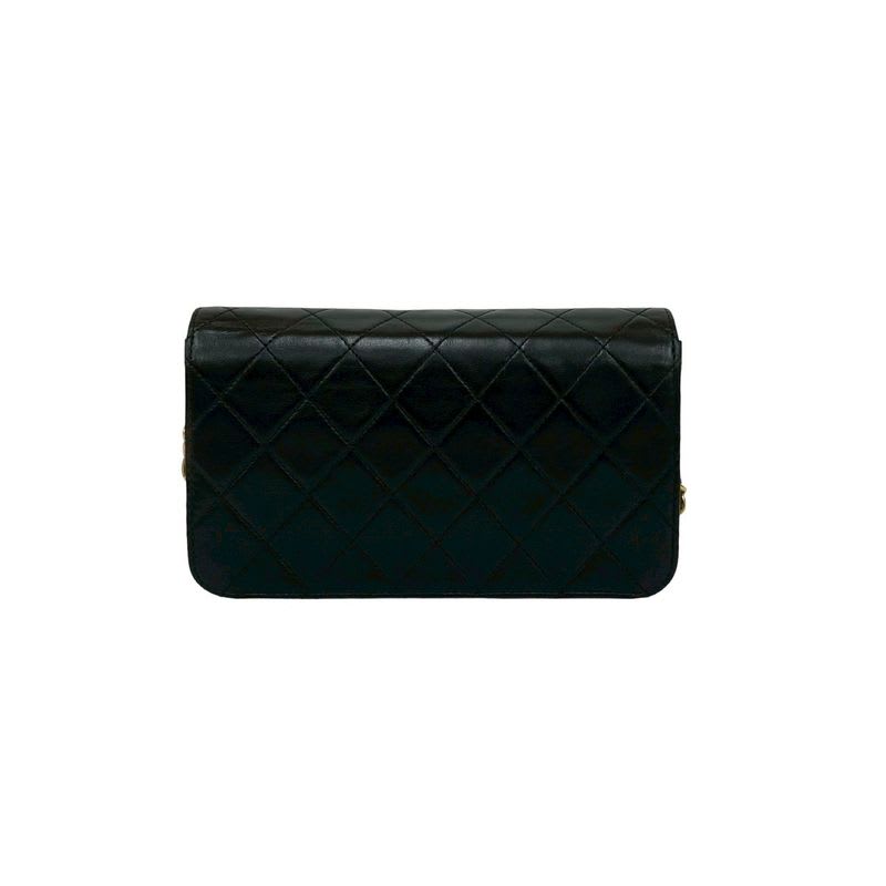 Chanel Quilted Lambskin Chain Shoulder Bag Pochette