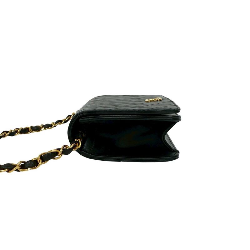 Chanel Quilted Lambskin Chain Shoulder Bag Pochette