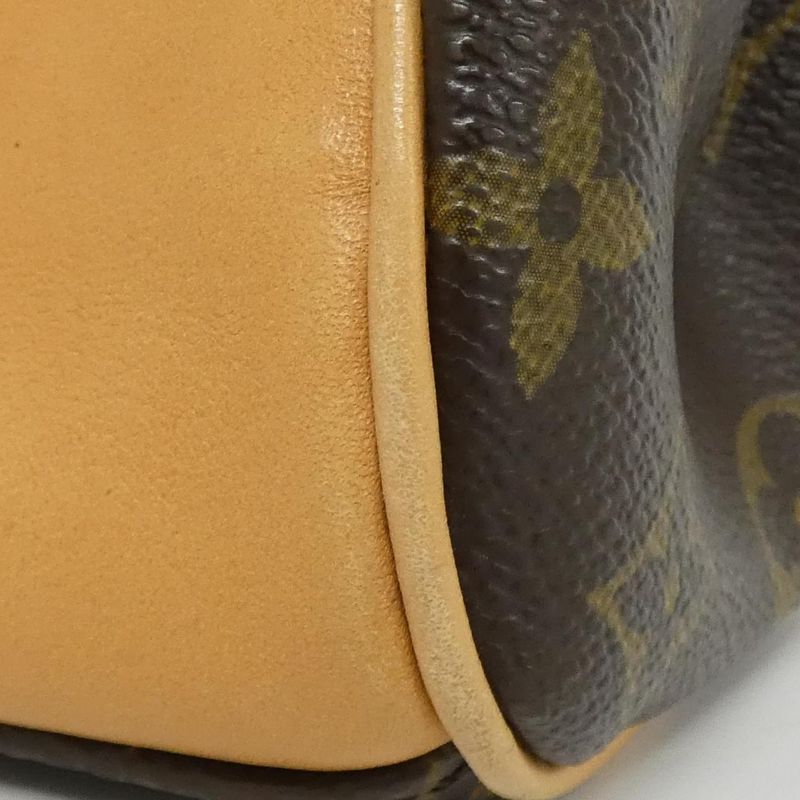 Louis Vuitton Monogram Beverly MM Shoulder Bag — view 5