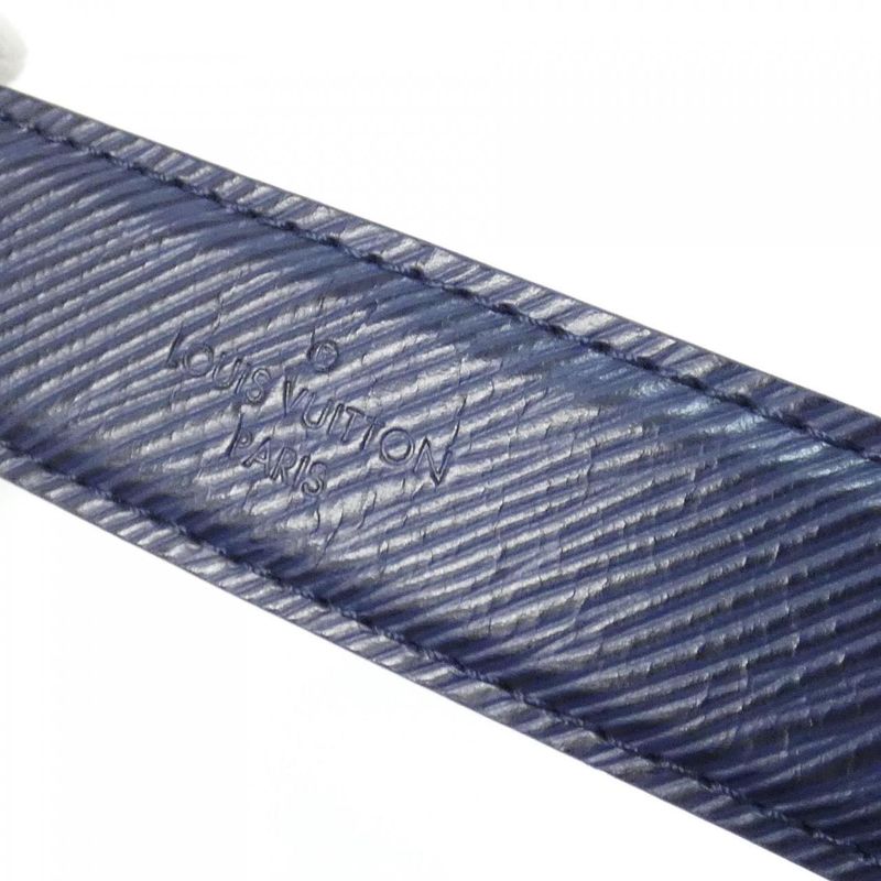 Louis Vuitton Twist MM Shoulder Bag — view 8
