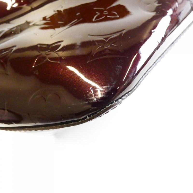 Louis Vuitton Vernis Bellevue GM Shoulder Bag — view 4