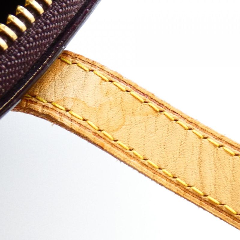 Louis Vuitton Vernis Bellevue GM Shoulder Bag — view 8