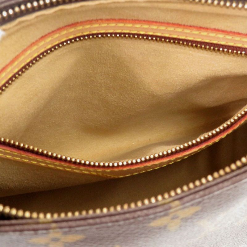 Louis Vuitton Looping MM Monogram Canvas — view 6