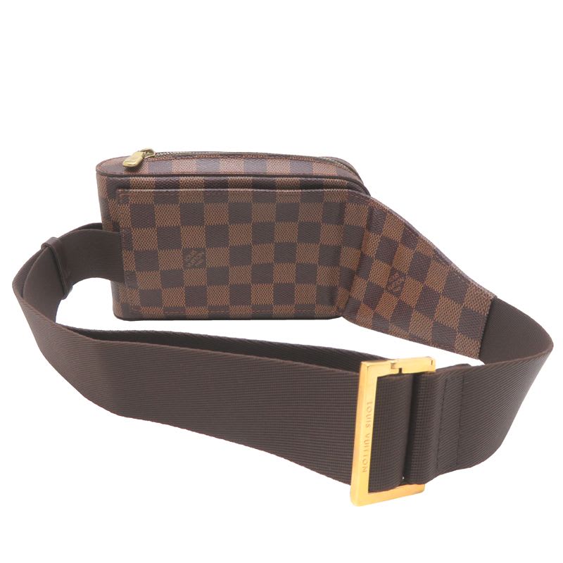 Louis Vuitton Body Bag — view 3