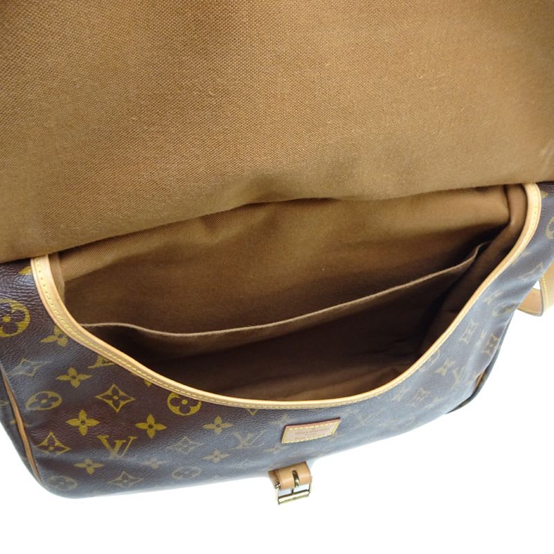 Louis Vuitton Shoulder Bag — view 7