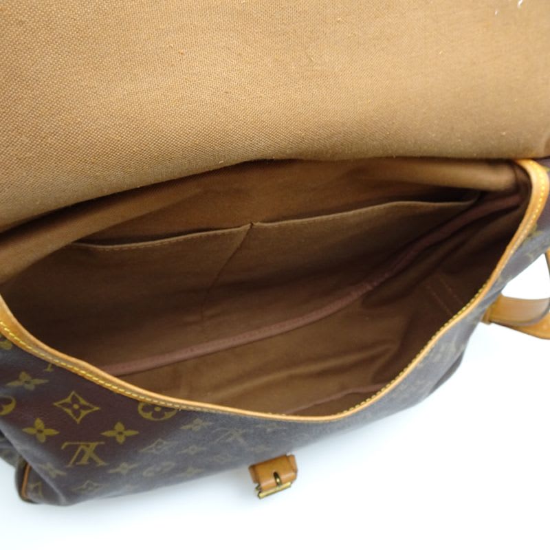 Louis Vuitton Shoulder Bag — view 8
