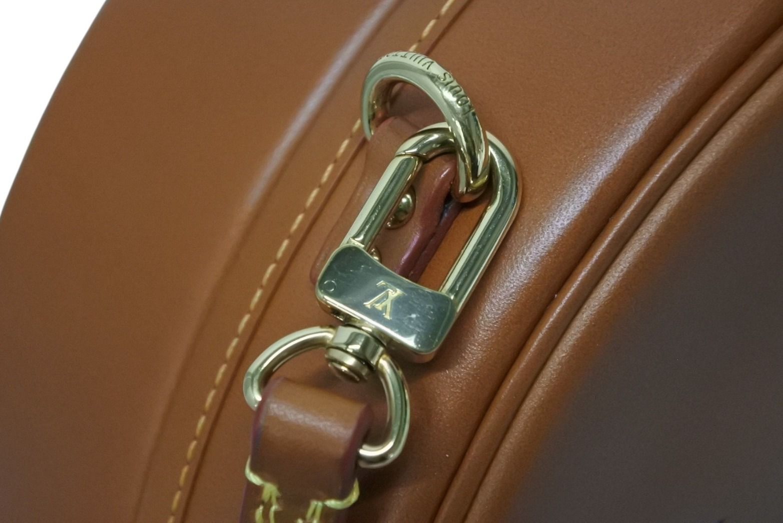 Louis Vuitton Petite Boite Chapeau 2-Way Bag Catgram Gray Coddington — view 5