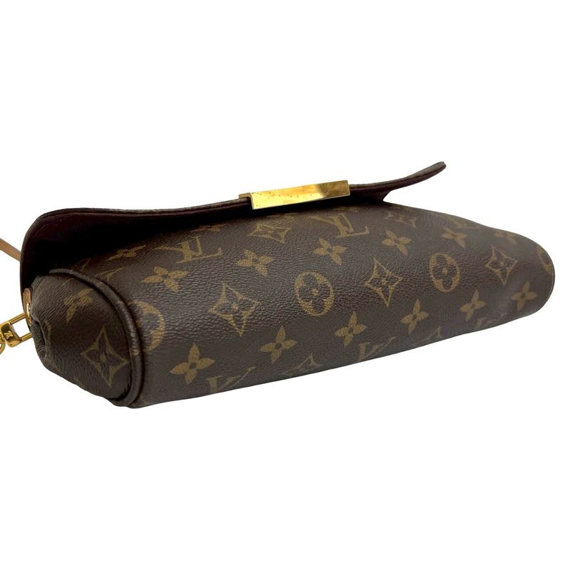 Louis Vuitton Favorite MM Crossbody Bag