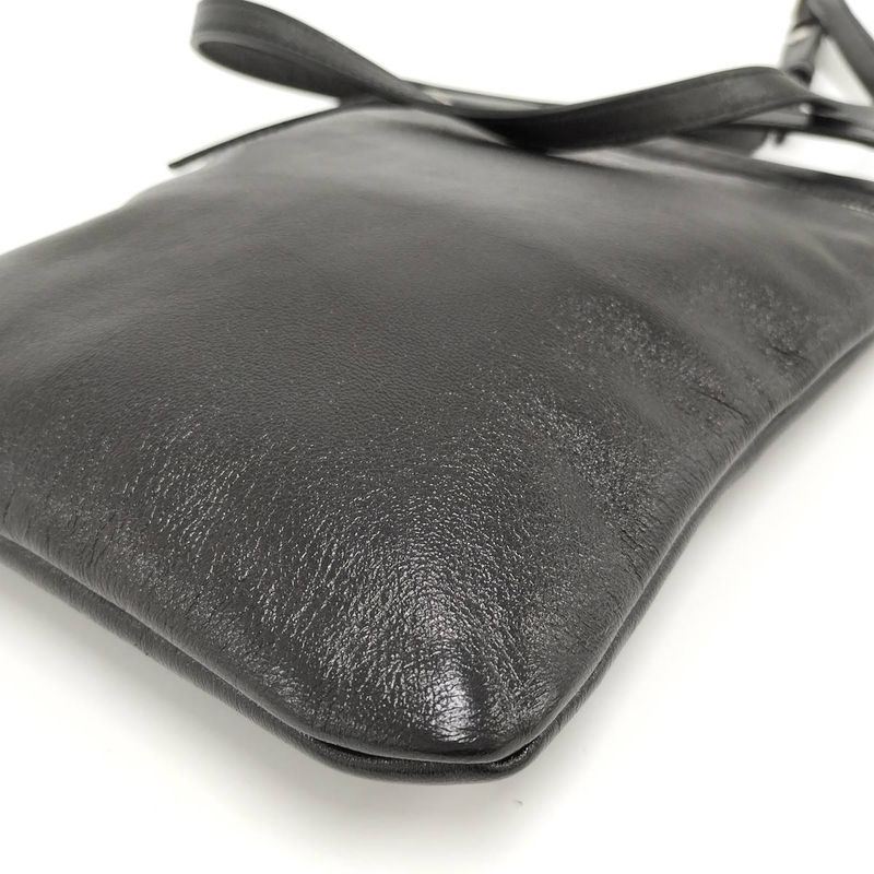 Saint Laurent Paris Shoulder Bag Leather Black — view 3